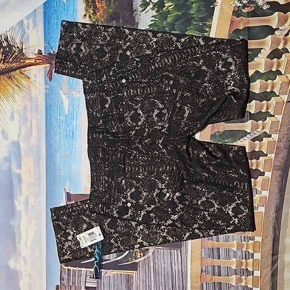 INC Denim Snakeskin Skinny Jeans Size 4P NWT - Picture 5 of 5